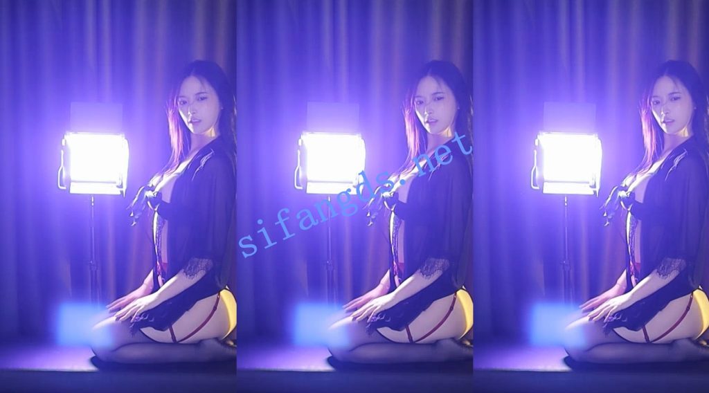 【斗鱼】月薇薇 情趣内衣 丁字裤 揉胸抖臀 舌头诱惑【2V】【1.26G】 预览图 10