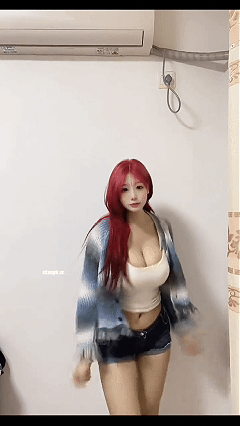 抖音主播嫩妹 晓苏大大 加特林抖奶定制抖音风收录骚舞合集【105V】【464M】 预览图 2