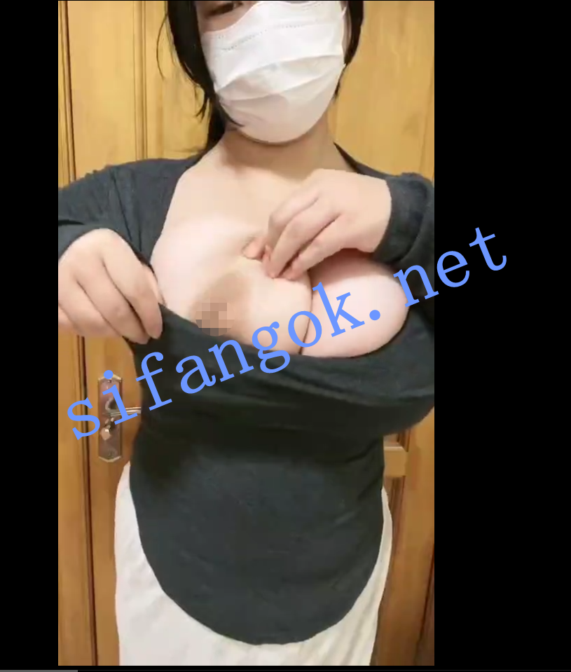 【抖音巨乳】圆玉 脱衣全裸乳摇抠逼舔奶福利【14V】【160M】 预览图 28