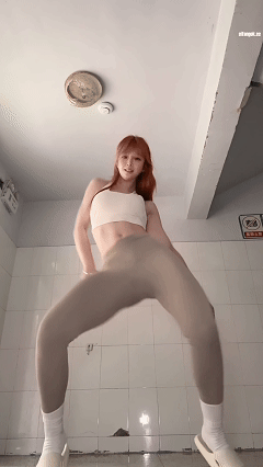 抖音123W粉主播 炸炸姐 骚舞福利 瑜伽裤动感摇摆合集【54V】【1.58G】 预览图 29