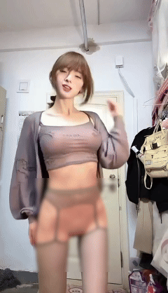 新晋AI大神原创 万象网红裸舞 动感丝滑高还原极致享受【85V】【317M】 预览图 34