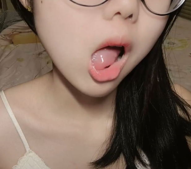 酥小熹「有剧情」眼镜.天平 1V221M百度盘-福利岛