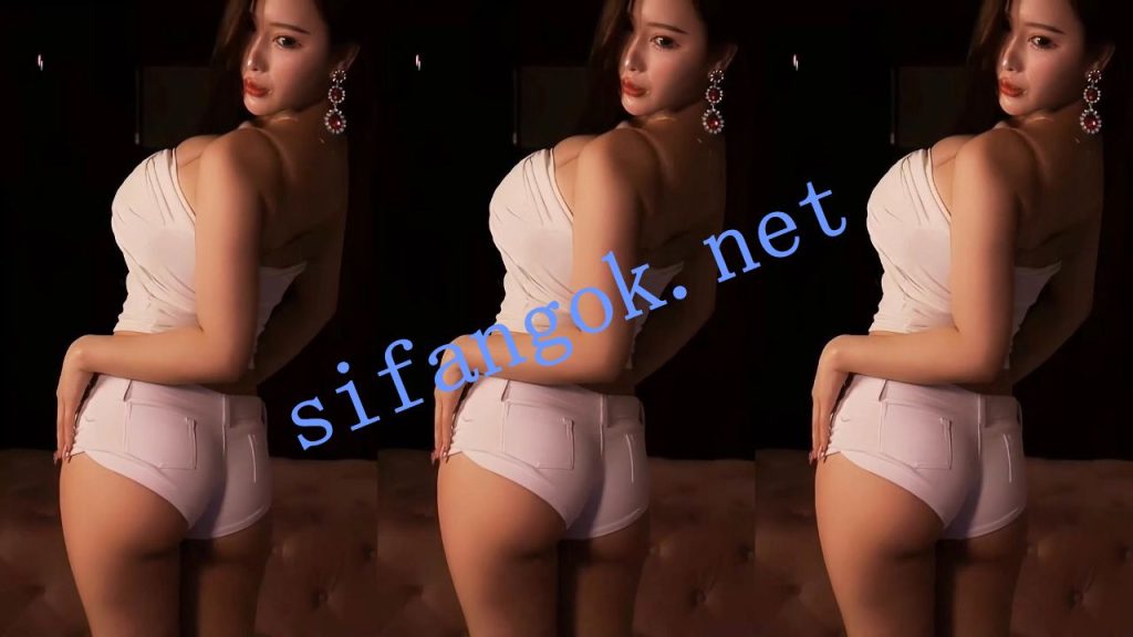 【斗鱼】谁的小棉袄呢 新年大礼包 超火高定最猛系列12V【12V】【1.65G】 预览图 23