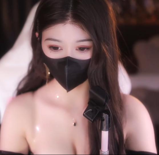 清清睡不醒_呀_40离异带2娃坚持直播_20251230 1V647M百度盘 预览图 1