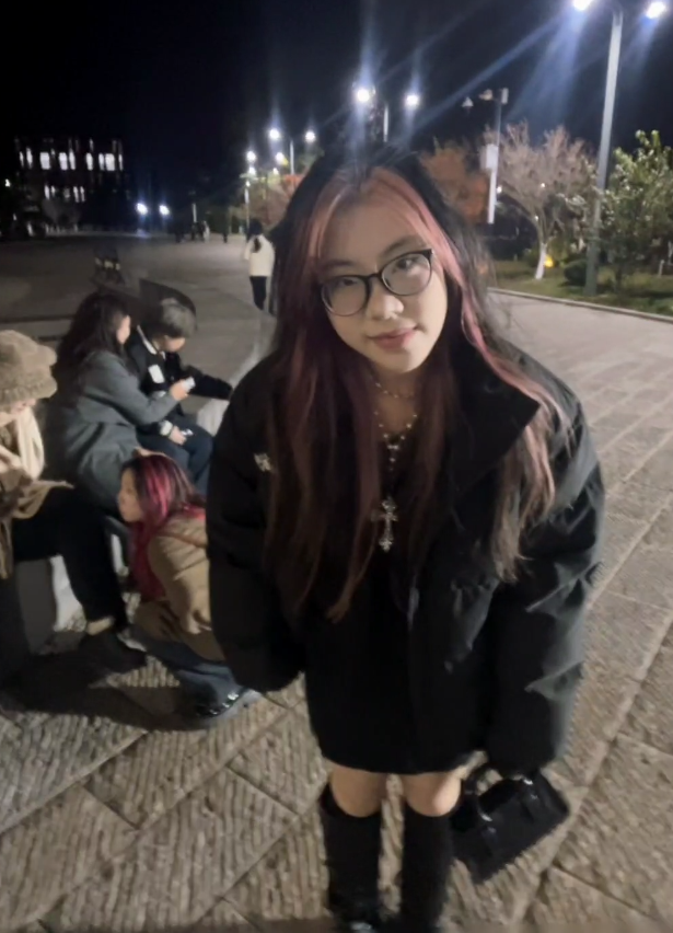 fkabuto 约会5位清纯学生妹各有各的风格 【5V 1.4GB】-福利岛