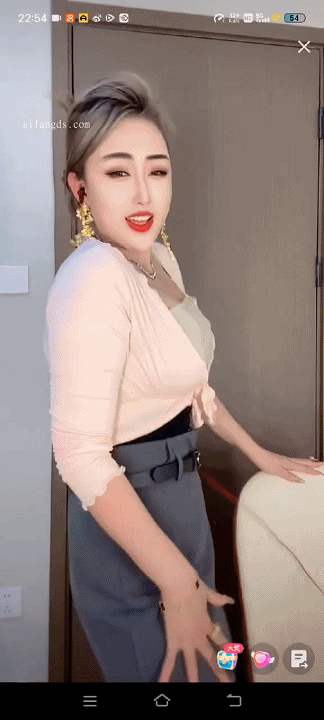 【抖音福利】大奶社会精神姐【訢】裸舞直播间抖奶【21V】【210M】 预览图 4