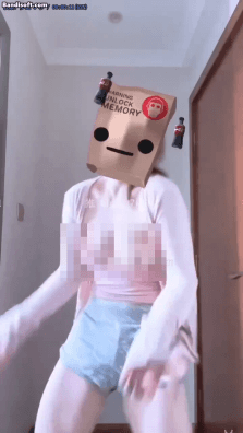 【抖音风】最全抖音风裸舞 变装 反差超大合集 美女云集【280V】【1.08G】 预览图 3