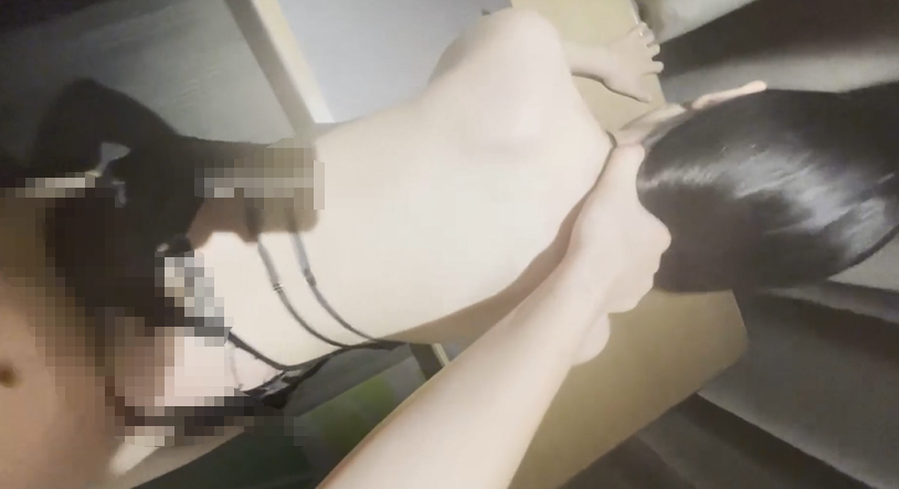 黑丝高跟反差母狗，见面穿着性感的黑丝高跟 真的骚货，平时上班两点一线 一个晚上就不停的再发骚，真的欠操 预览图 3