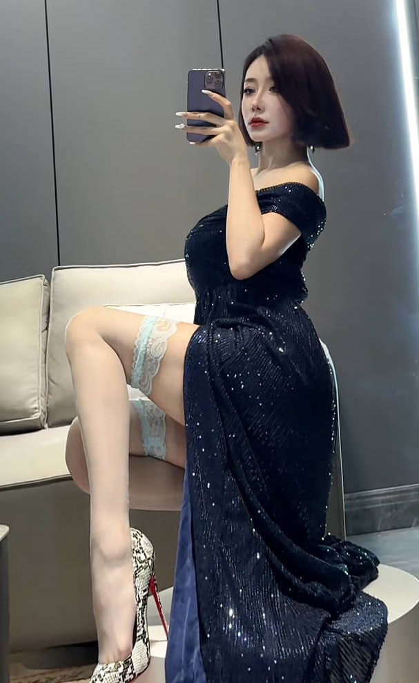 抖音 臻妮 自购资源，抖音快手百万粉丝网红【2P3V】【62.8M】 预览图 1