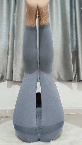 抖音骚主播 小英子 顶B骚舞福利动感巴拉豆瑜伽裤都夹湿了【18V】【2.37G】 预览图 2