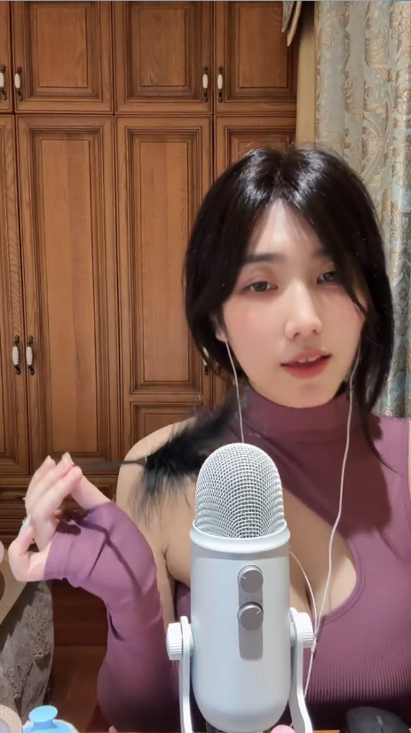 困困睡不着_【助眠】进来不准叫妈妈_20251222 1V359M百度盘 预览图 1