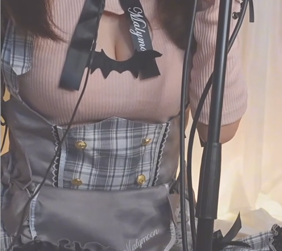 苺氷えな2025.10.31 FANBOX限定配信 1V685M百度盘-福利岛