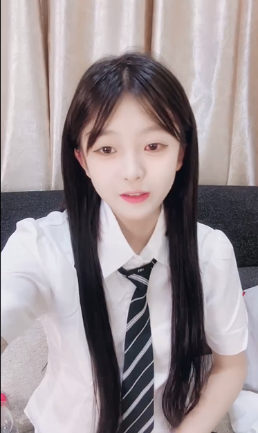 【源源baby】校花女神 跳蛋自慰白虎粉穴 预览图 1