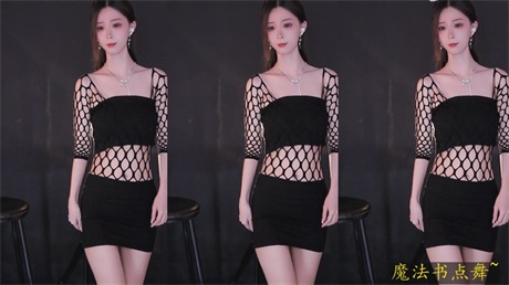 ❣️推荐❣️虎牙骚主播【佐一】极品下海一对一被出卖，无毛白虎穴，道具自慰高潮，搓奶自慰【9V】【1.8G】 预览图 7