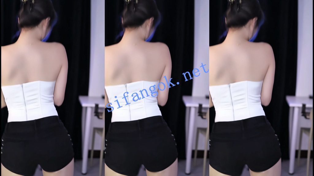 【虎牙】柳清清 2025年度超精选18V，有漏奶罩【18V】【1.8G】 预览图 28