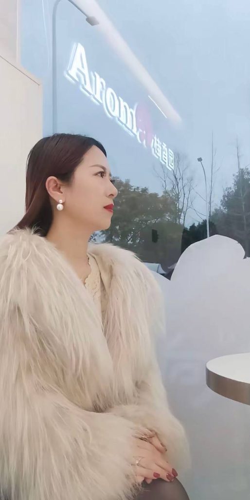 抖音 好运连连 良家丝袜高跟熟女 一对一 目前最大尺度【1V】【83M】 预览图 5