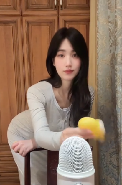 困困睡不着_【助眠】进来不准叫妈妈_20260103 1V455M百度盘 预览图 1