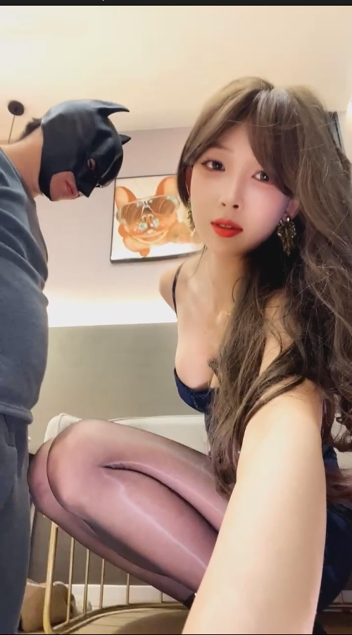 玩物直播佳佳s-251204 榨精教学2.0【1V】【884MB百度云】 预览图 1