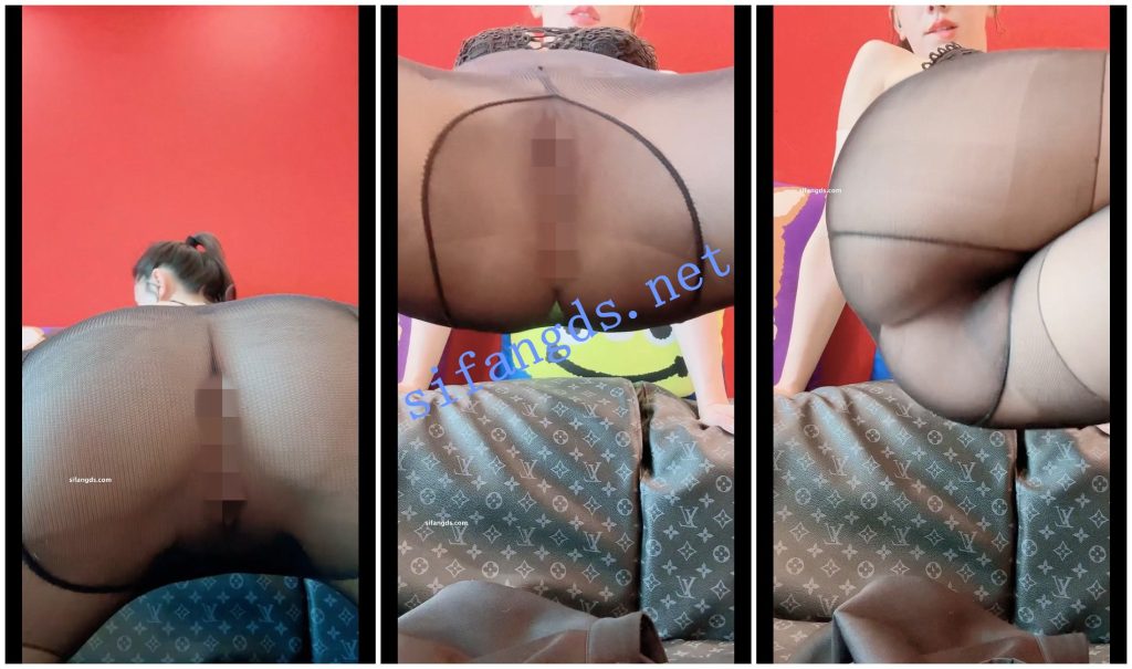 【抖音 甜心宝贝】新疆网红 长腿翘臀黑丝无内福利【14V】【1.36G】 预览图 1