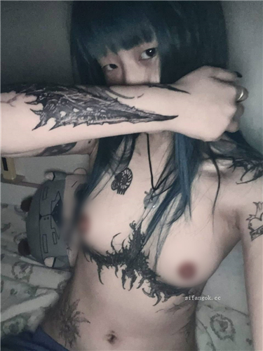 推特反差萌妹 布丁狗 椿山民子 我讨厌你 符文战士纹身裸秀【73V】【938M】 预览图 36