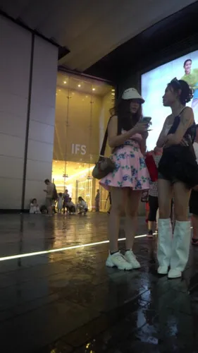 【永久专享】【WaltzCD】华尔兹2023系列之花裙黑内【1V】【430M】 预览图 3