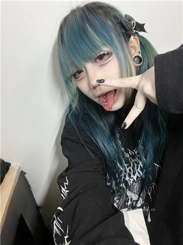 推特反差萌妹 布丁狗 椿山民子 我讨厌你 符文战士纹身裸秀【73V】【938M】 预览图 26