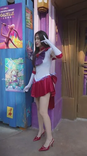 【永久专享】(BC-AA-629)美少女战士cos小姐姐逛街..男友面前抄底白色内裤【1V】【848M】 预览图 2