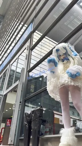 【永久专享】【KFC】⭐极品洛丽塔裙学姐镜头下跳舞·白丝袜超薄内微透毛【1V】【2.77G】 预览图 21