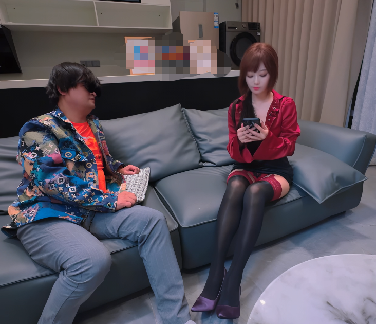 强上在外偷情的风骚妹妹 露露-福利岛