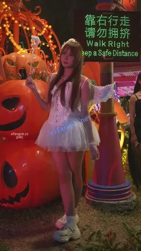 【永久专享】(BC-SSS-104)长腿170蕾丝裙美女..肉臀窄内夹成丁..开闪光灯CD【1V】【1.3G】 预览图 7