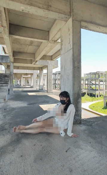 顶级露出【TonyJ和贝贝】废弃建筑工地啪啪【2v】-福利岛