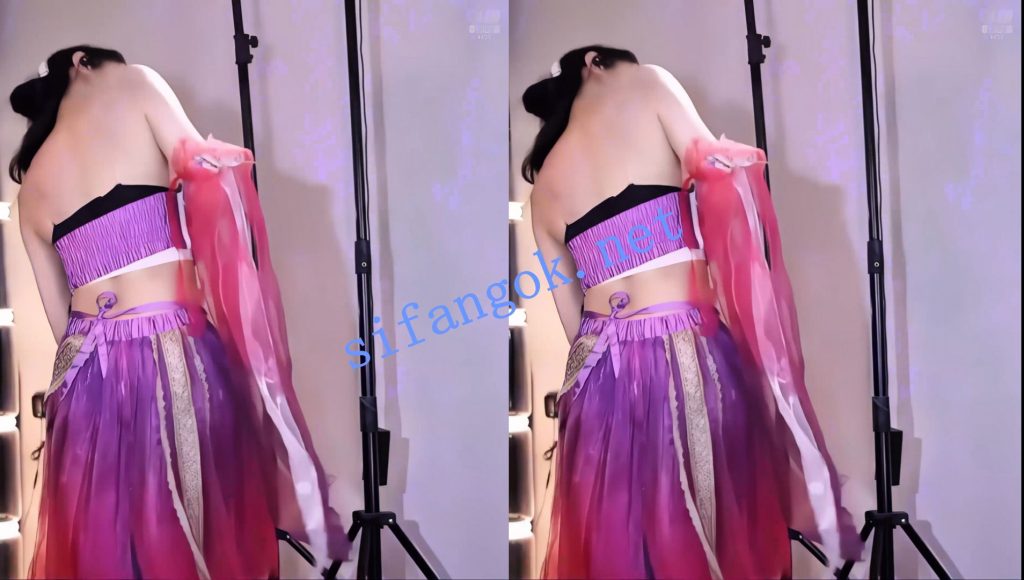 【斗鱼】艺瑟妃 12月小号极限擦边骚舞14V，微漏阴唇【14V】【1.86G】 预览图 25