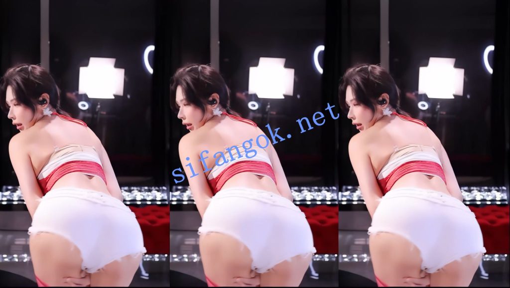 【斗鱼】艺瑟妃 12月小号极限擦边骚舞14V，微漏阴唇【14V】【1.86G】 预览图 1