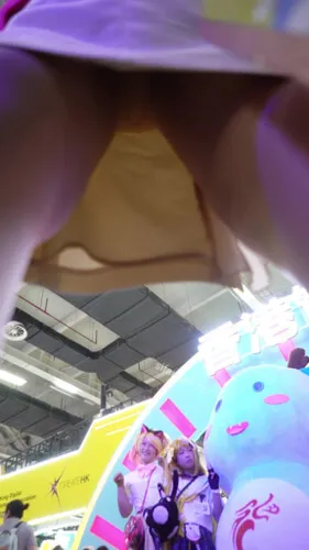 【永久专享】【WaltzCD】华尔兹2024系列之16游戏展内的空姐【1V】【426M】 预览图 4