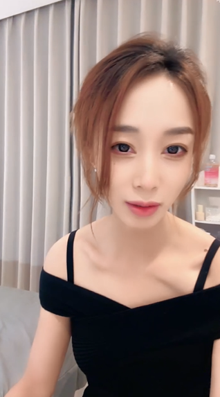 【水多叫的响】气质美艳少妇 预览图 1