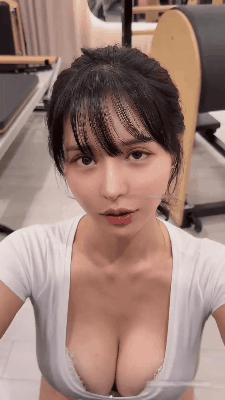 超核彈—AF頂流熱舞肥臀【BJ徐婉】最新作品-全裸健身【1V_625M】 预览图 1