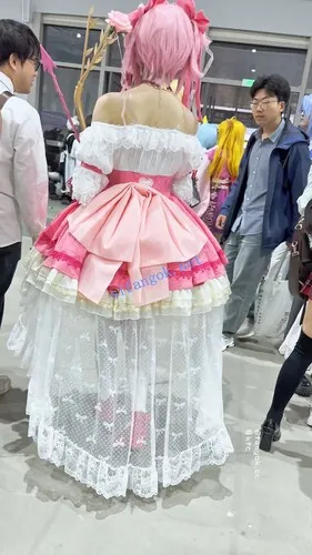 【永久专享】【KFC】洛丽塔学生妹·有男友守护身后·前面露出一大片黑森林【1V】【646M】 预览图 7