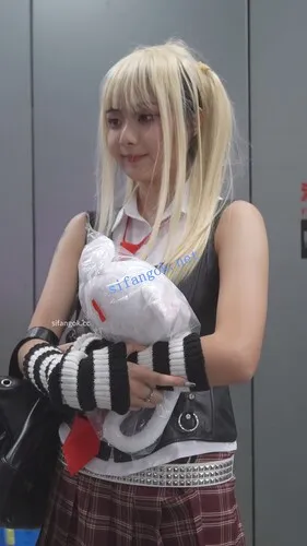 【永久专享】【xxn-342】制服jk小姐姐穿情趣吊带袜..半透蕾丝内紧裹翘臀【1V】【303M】 预览图 5