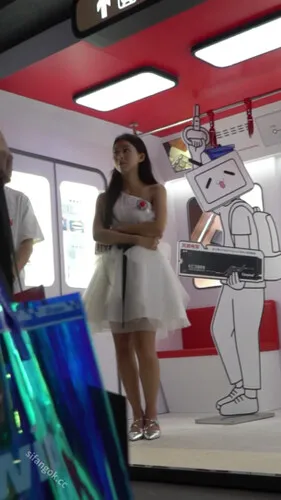 【永久专享】【WaltzCD】华尔兹2024系列之12展台礼仪小姐2【1V】【560M】 预览图 1