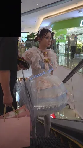 【永久专享】(BC-SSS-100)⭐小母狗陪金主大叔..透明内诱惑小孩哥+酒店录音【1V】【2.1G】 预览图 7