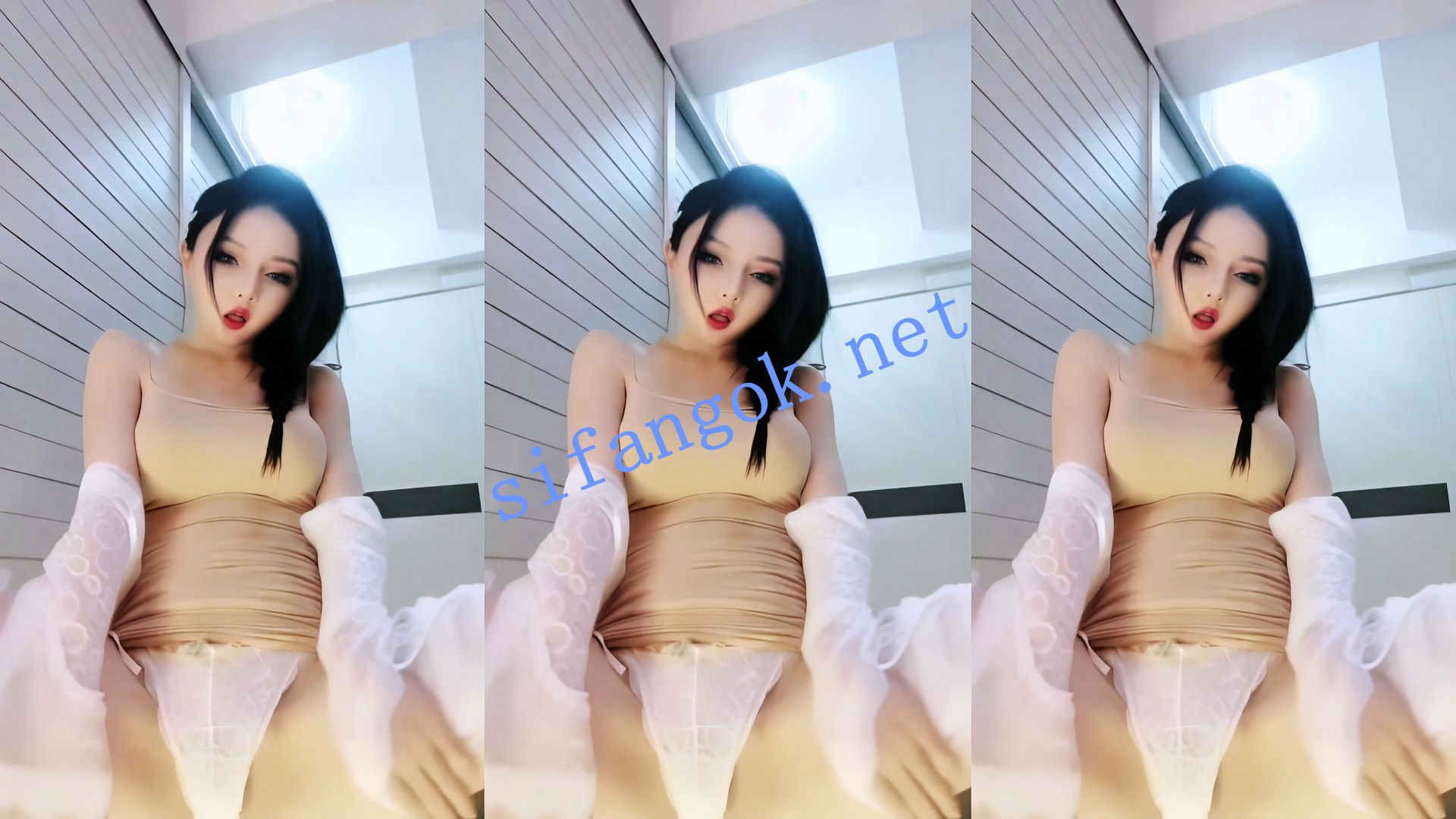 【快手】集晴 妖艳骚女丁字裤怼逼【4V】【422M】 预览图 9