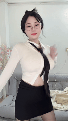 快手顶流 小奶球 2025高能抖奶骚舞 会员福利岁末大合集【96V】【4.63G】 预览图 8