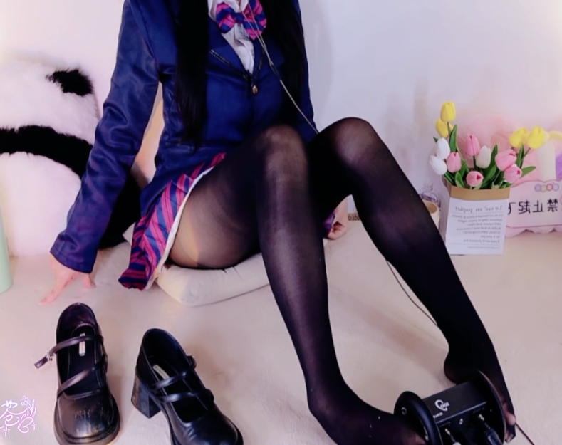 兰兰小苍Freesia 【古见硝子】舔耳 弹舌 湿漉漉的黑巧按摩羞辱 1V841M百度盘-福利岛