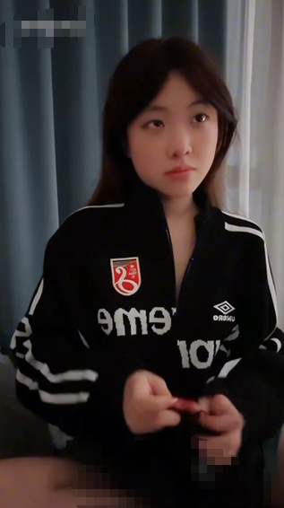 甜美校花 洗脚城包间啪啪-福利岛