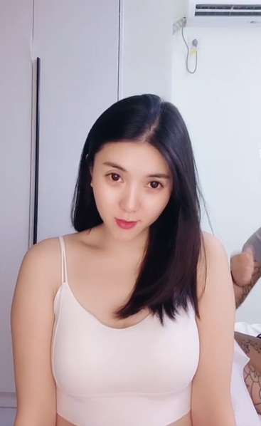 高颜值姐妹花 预览图 1