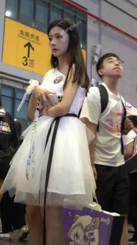 【永久专享】【WaltzCD】华尔兹2024系列之08展台礼仪小姐【1V】【666M】 预览图 1