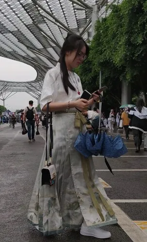 【永久专享】JQY-154精致高颜小姐姐汉服白内【1V】【1.22G】 预览图 5