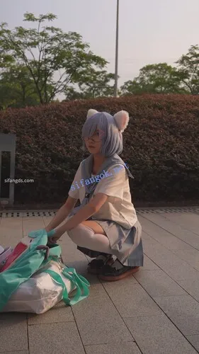 【永久专享】【xxn-344】制服jk蕾姆小姐姐..多次镜头前弯腰透心凉CD【1V】【700M】 预览图 5