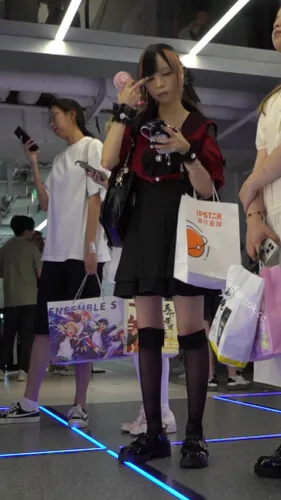 【永久专享】【WaltzCD】华尔兹2024系列之23黑裙白内【1V】【972M】 预览图 1