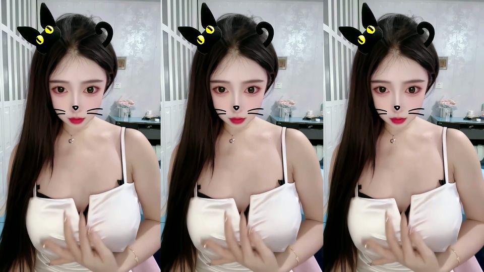 抖音 呆妹儿 巨乳女神揉奶露逼裸舞 无水印收藏版【3V】【624M】 预览图 2